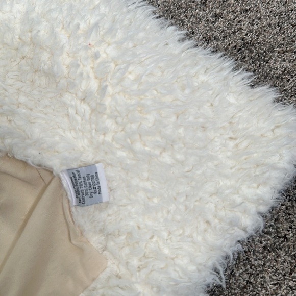 Johnny was pete&greta ivory cream vest size small - Picture 11 of 13